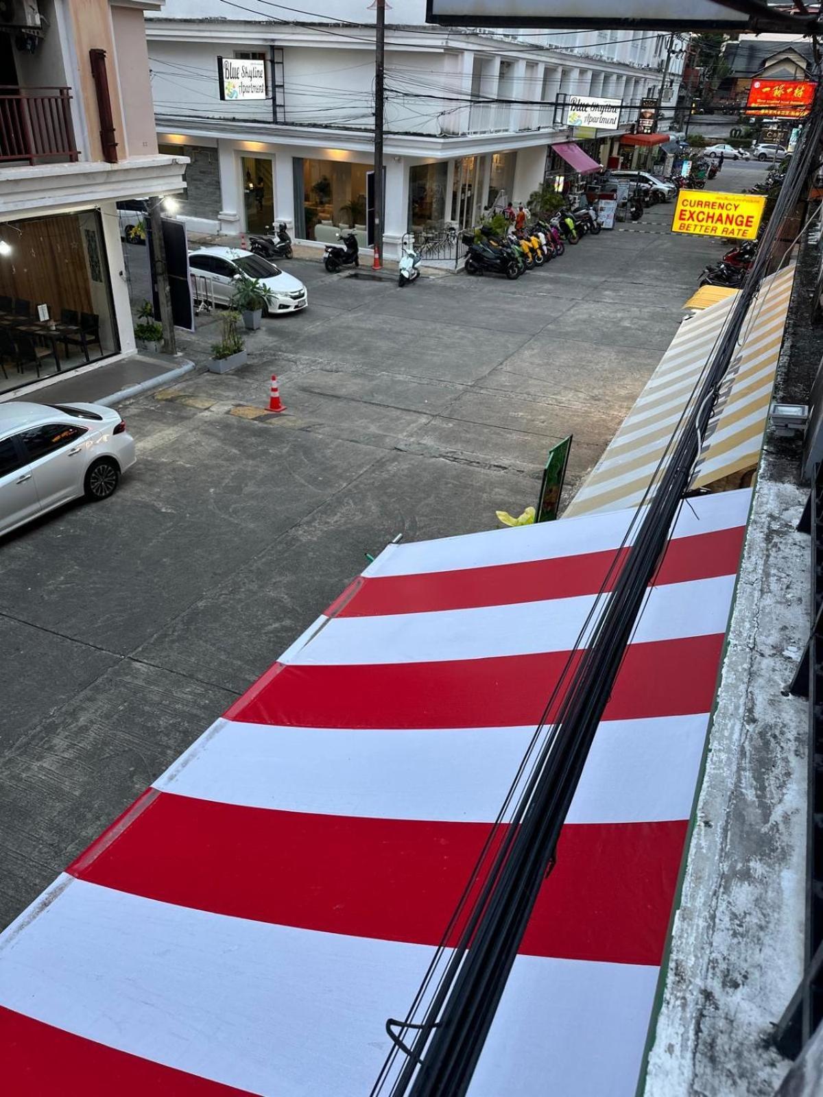 Central Perk Hotel Patong Zewnętrze zdjęcie