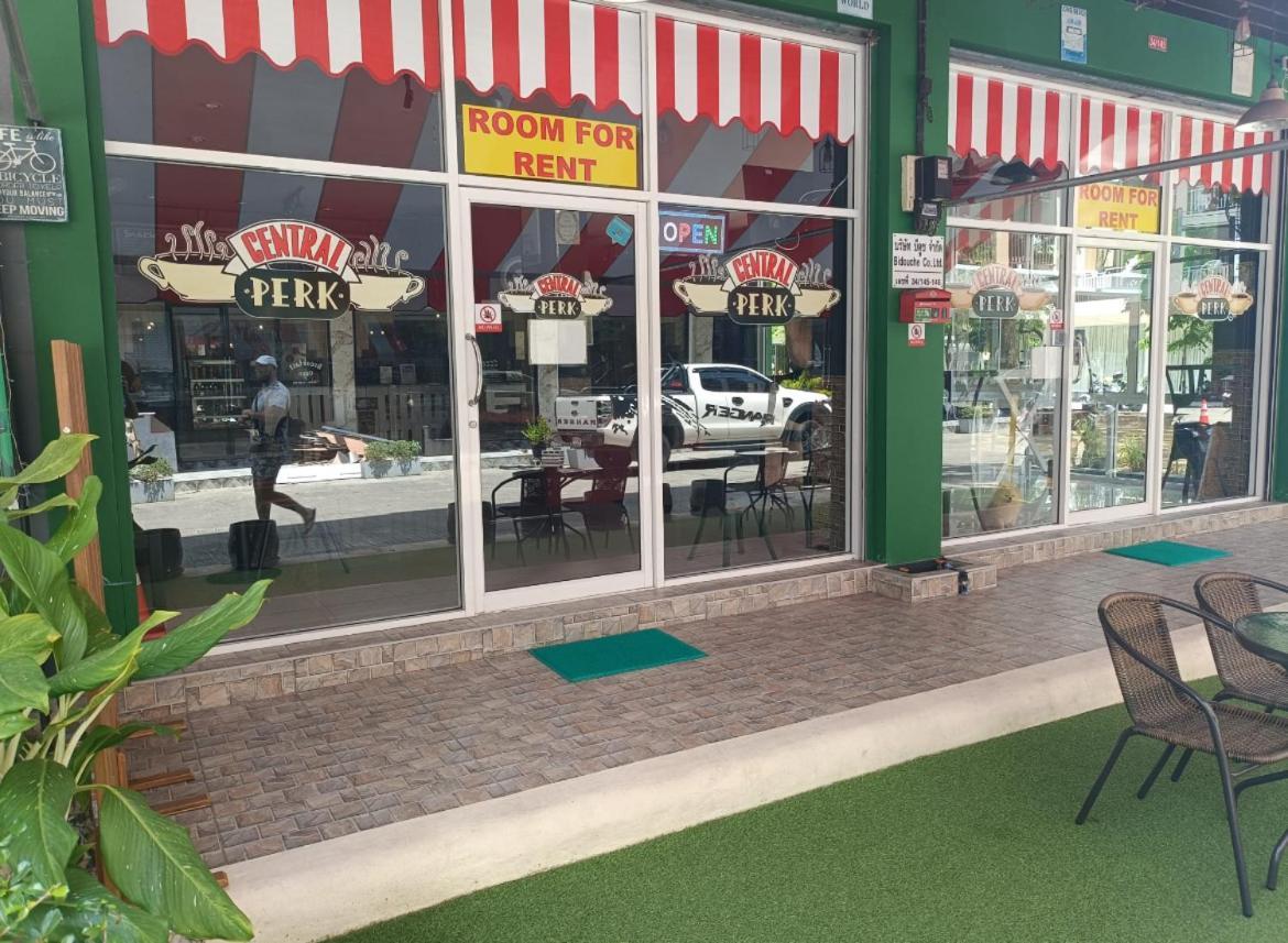 Central Perk Hotel Patong Zewnętrze zdjęcie